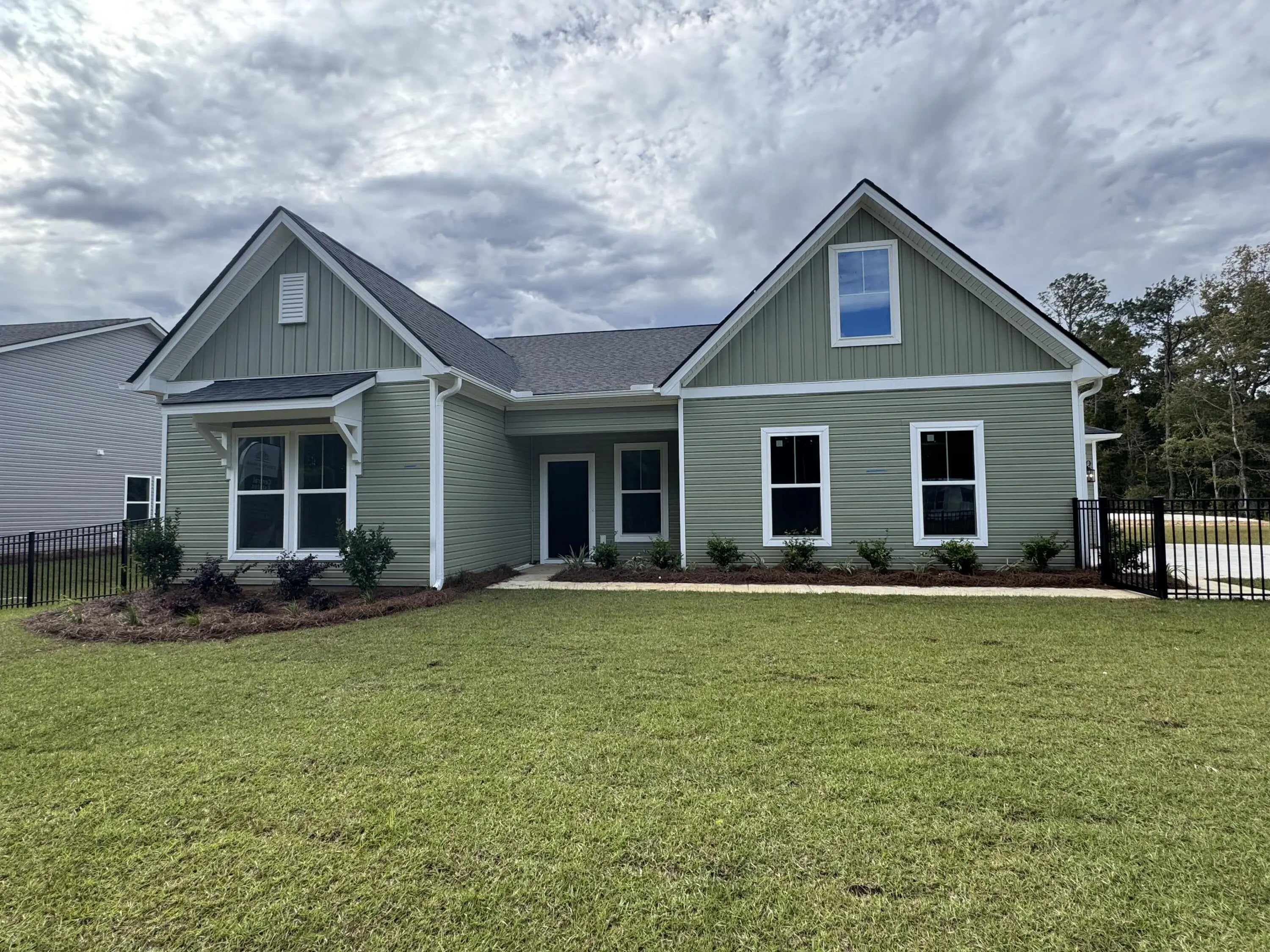 Photo of Listing #25011655