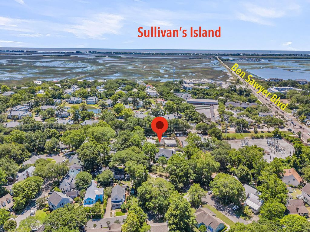 1462 N Point Lane B, Mount Pleasant