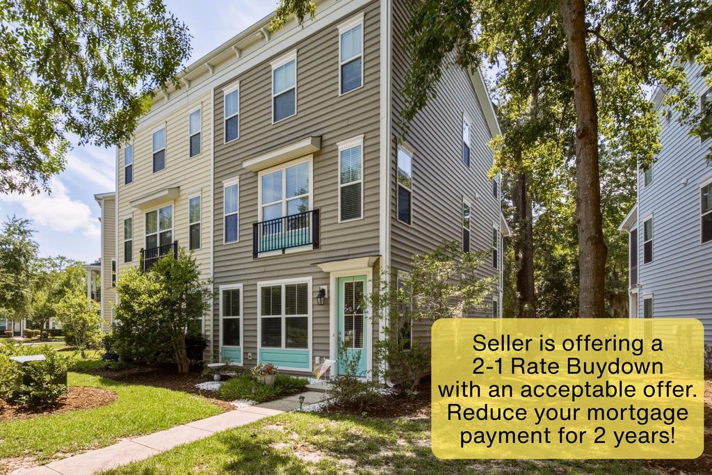 1581 Bluewater Way, Charleston