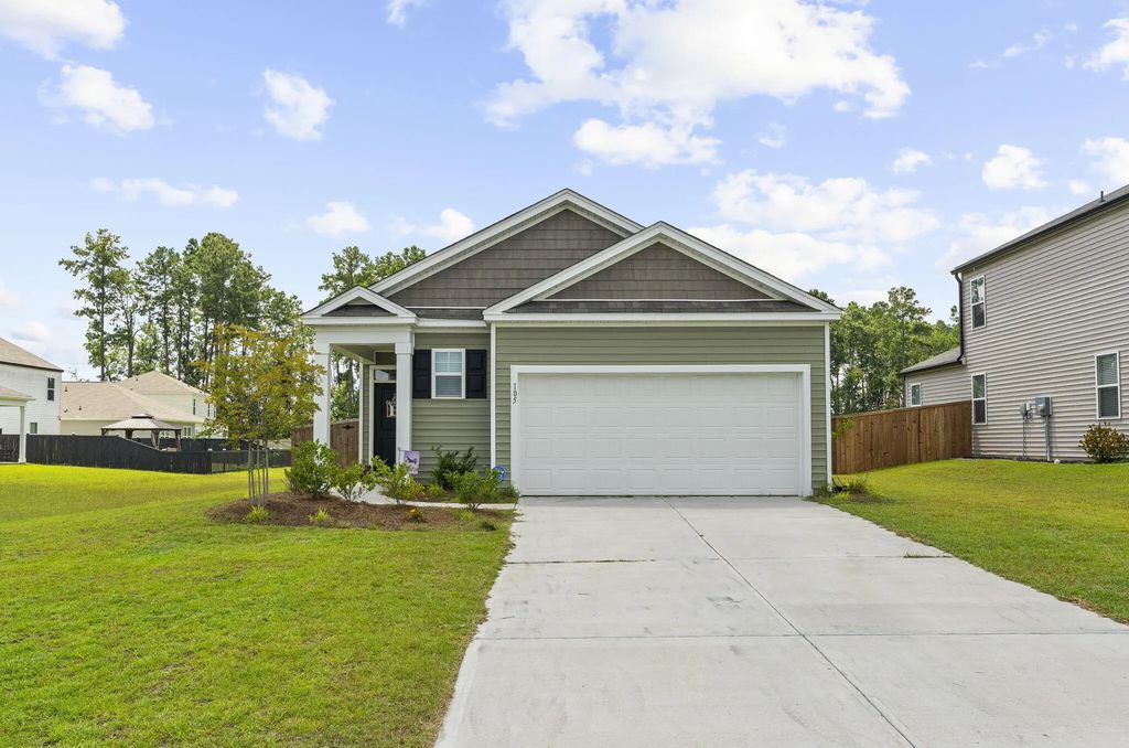 105 Ivory Shadow Road, Summerville