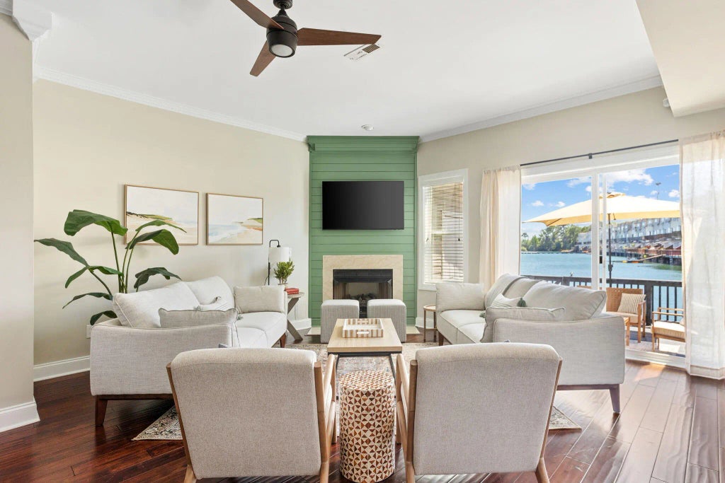 4993 Lake Palmetto Lane, North Charleston