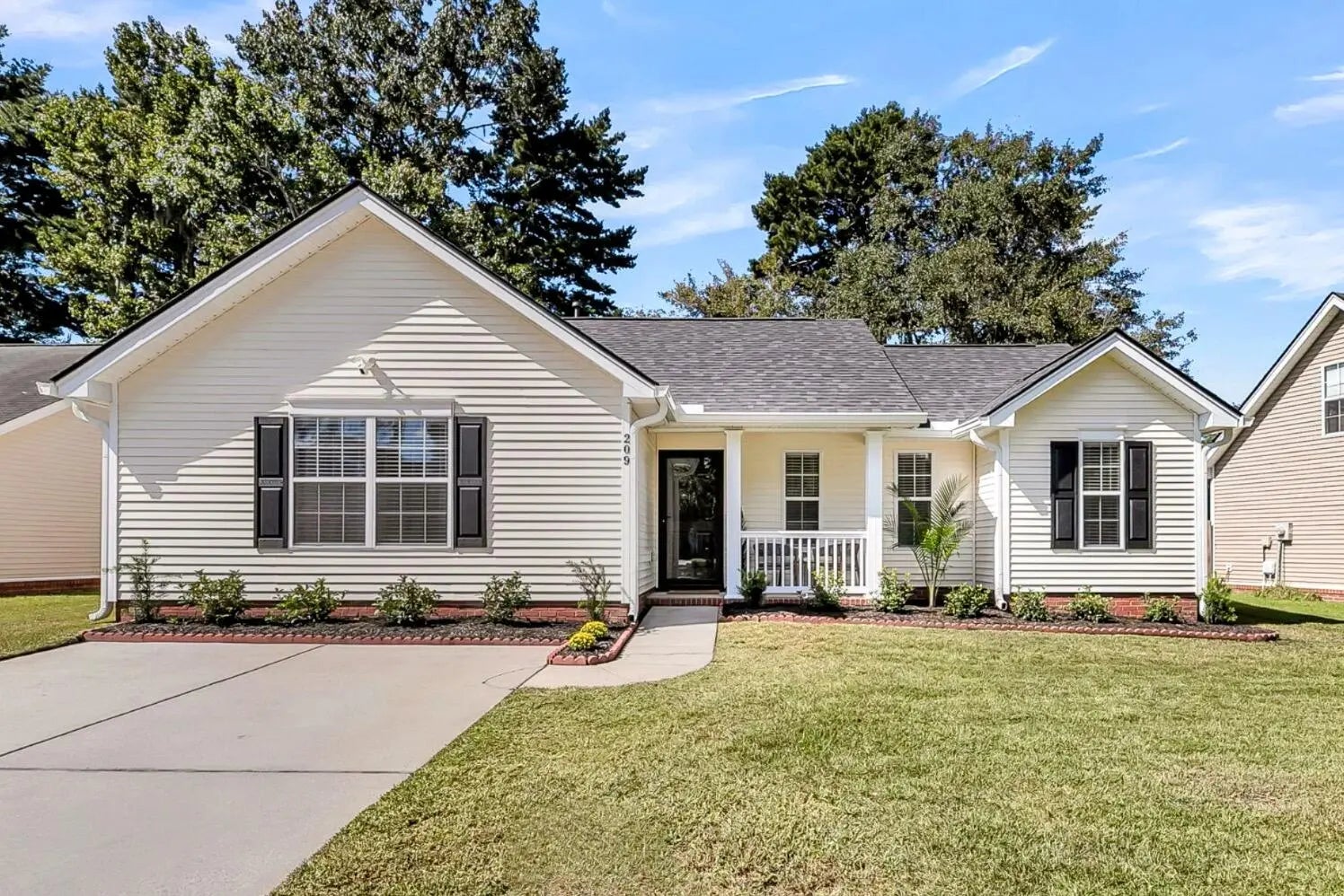 Photo of Listing #25028074