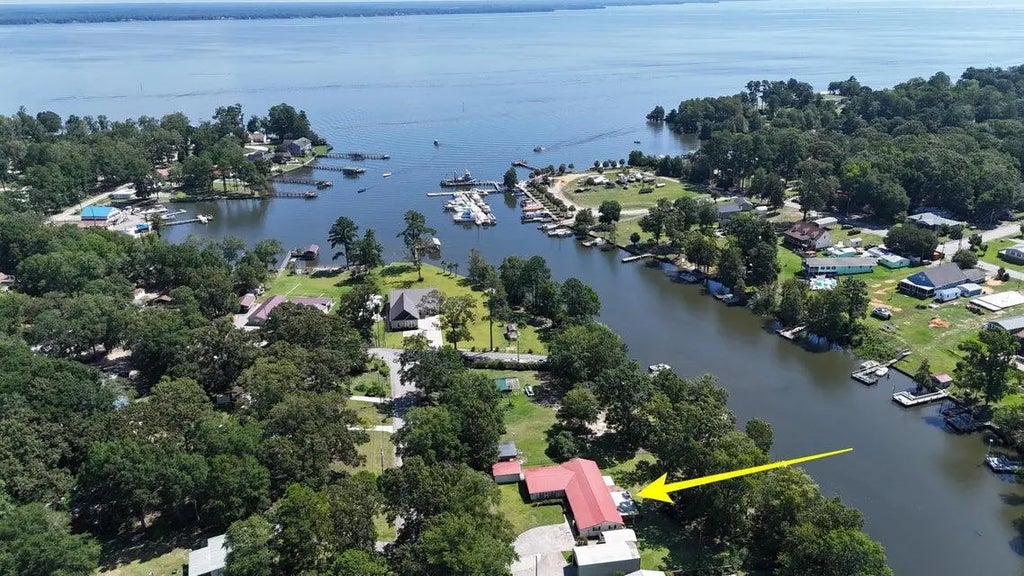 113 Grandview Court, Vance