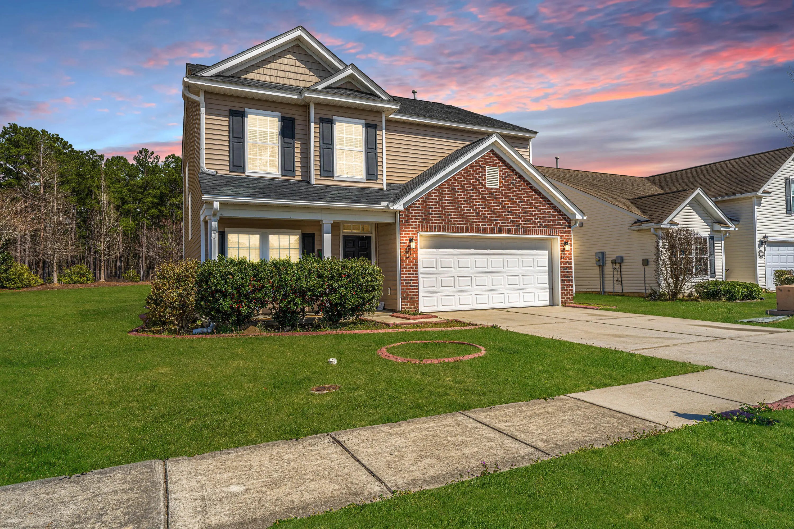 Photo of Listing #25005645