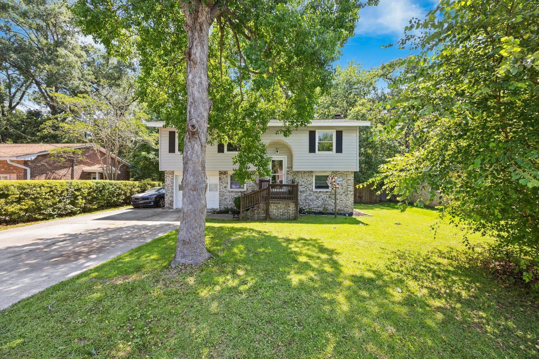 Photo of Listing #25018338