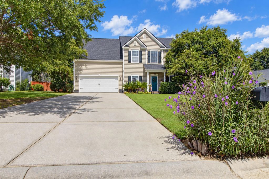 100 Brandy Court, Summerville