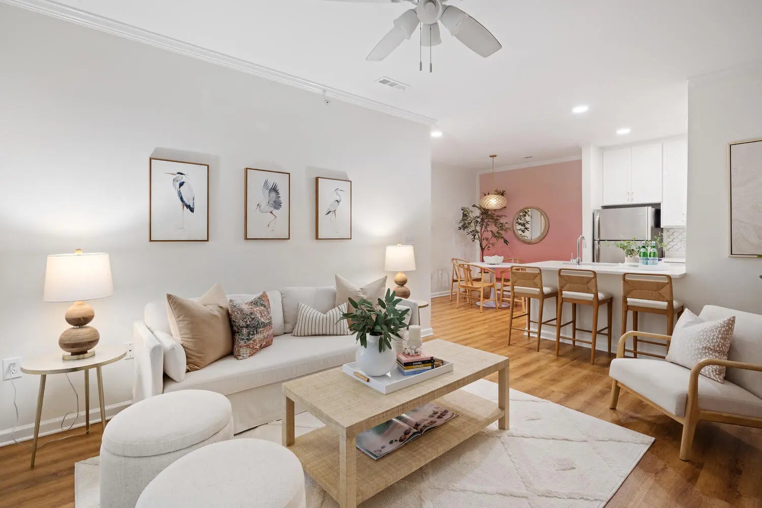 Photo of Listing #25025003