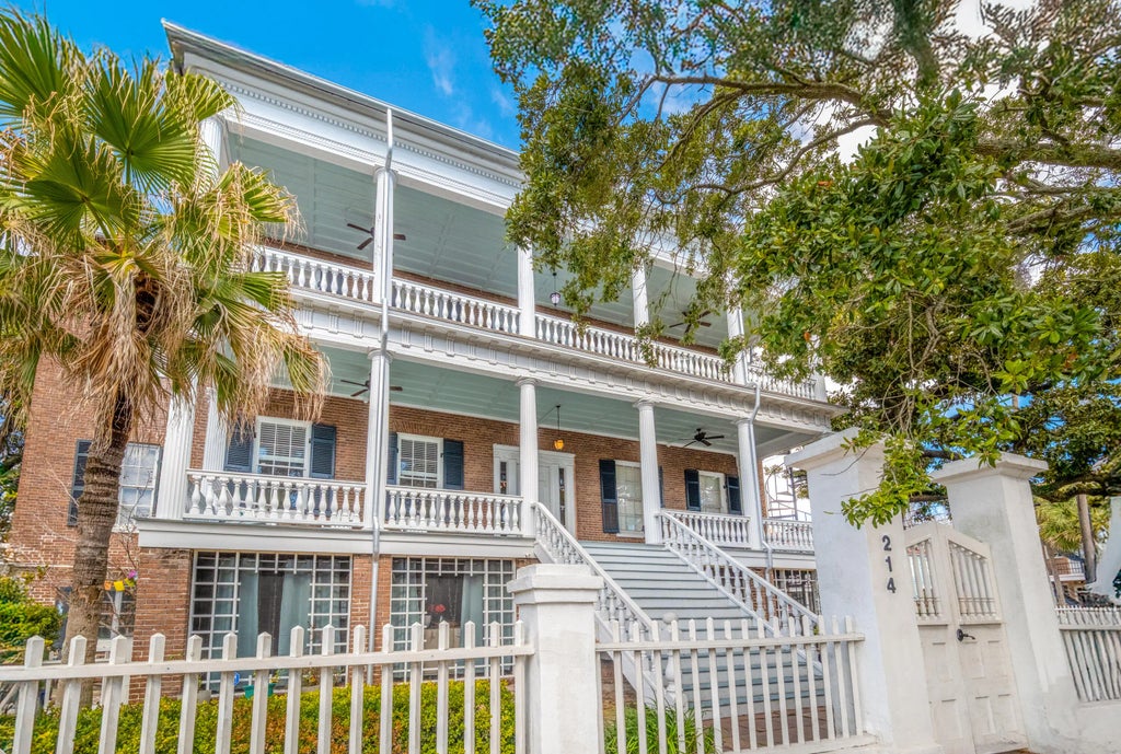 214 Calhoun Street 7, Charleston