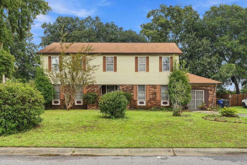 1114 Rosemead Road, Mount Pleasant