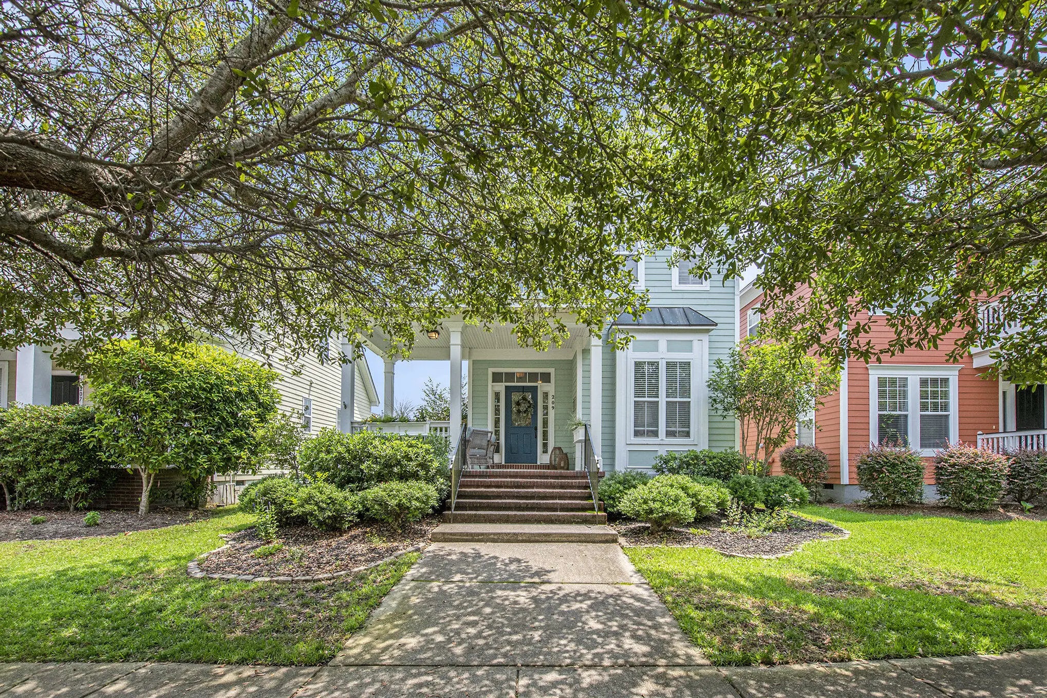 Photo of Listing #25015592