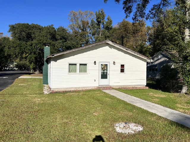 Photo of 935 W Luke Ave Avenue, Summerville SC