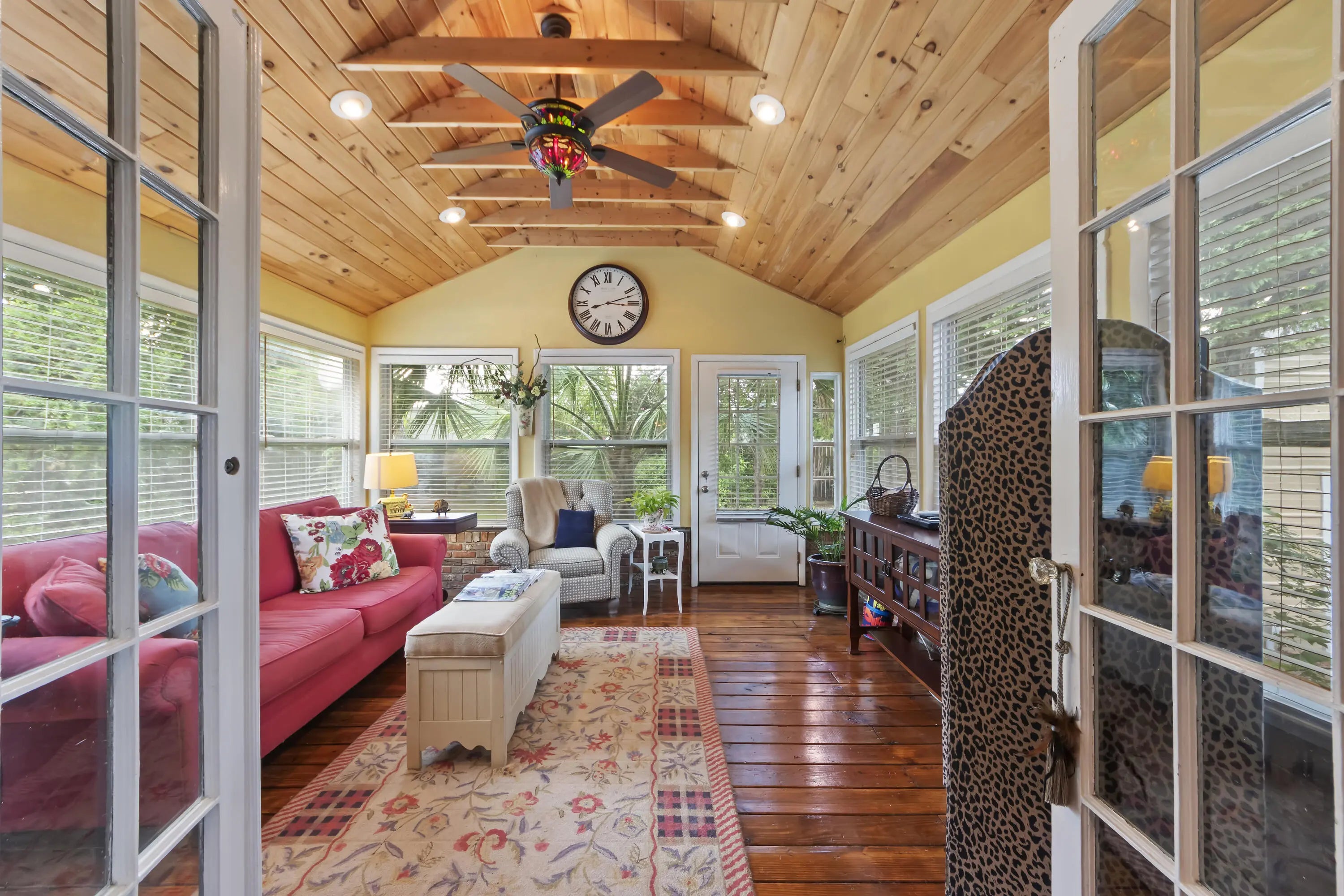 Photo of Listing #25019297