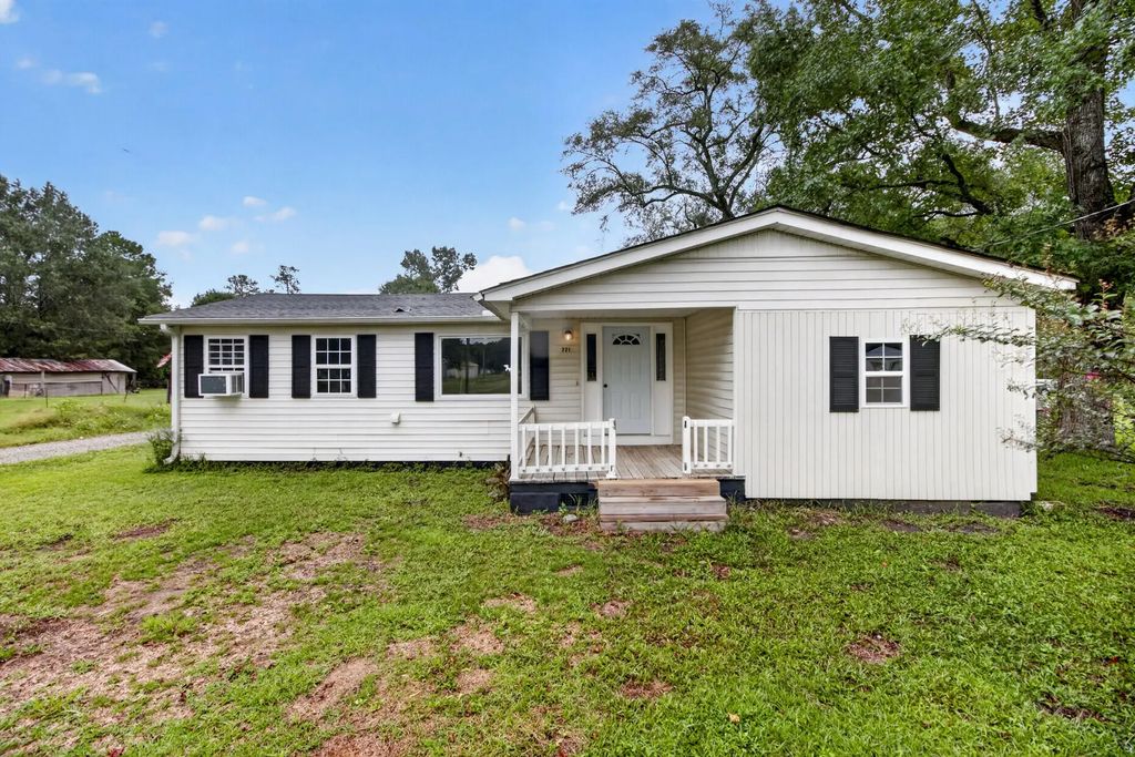 721 Litchfield Lane, Bonneau