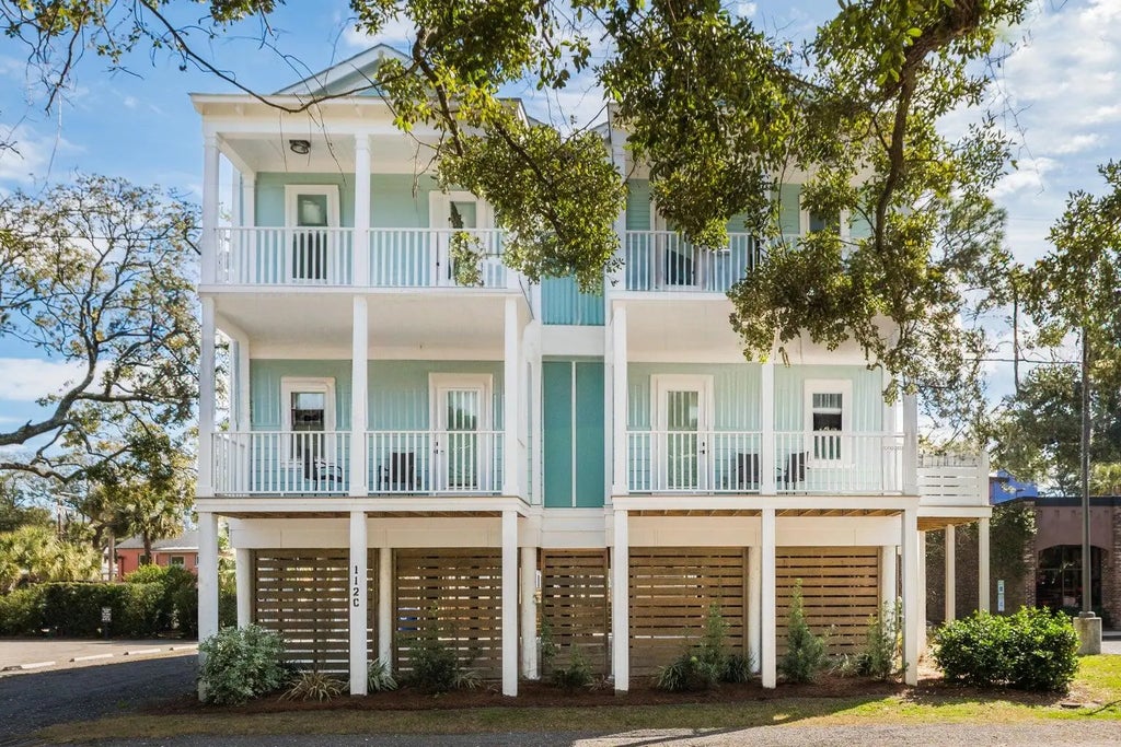 112 E Huron Avenue C, Folly Beach