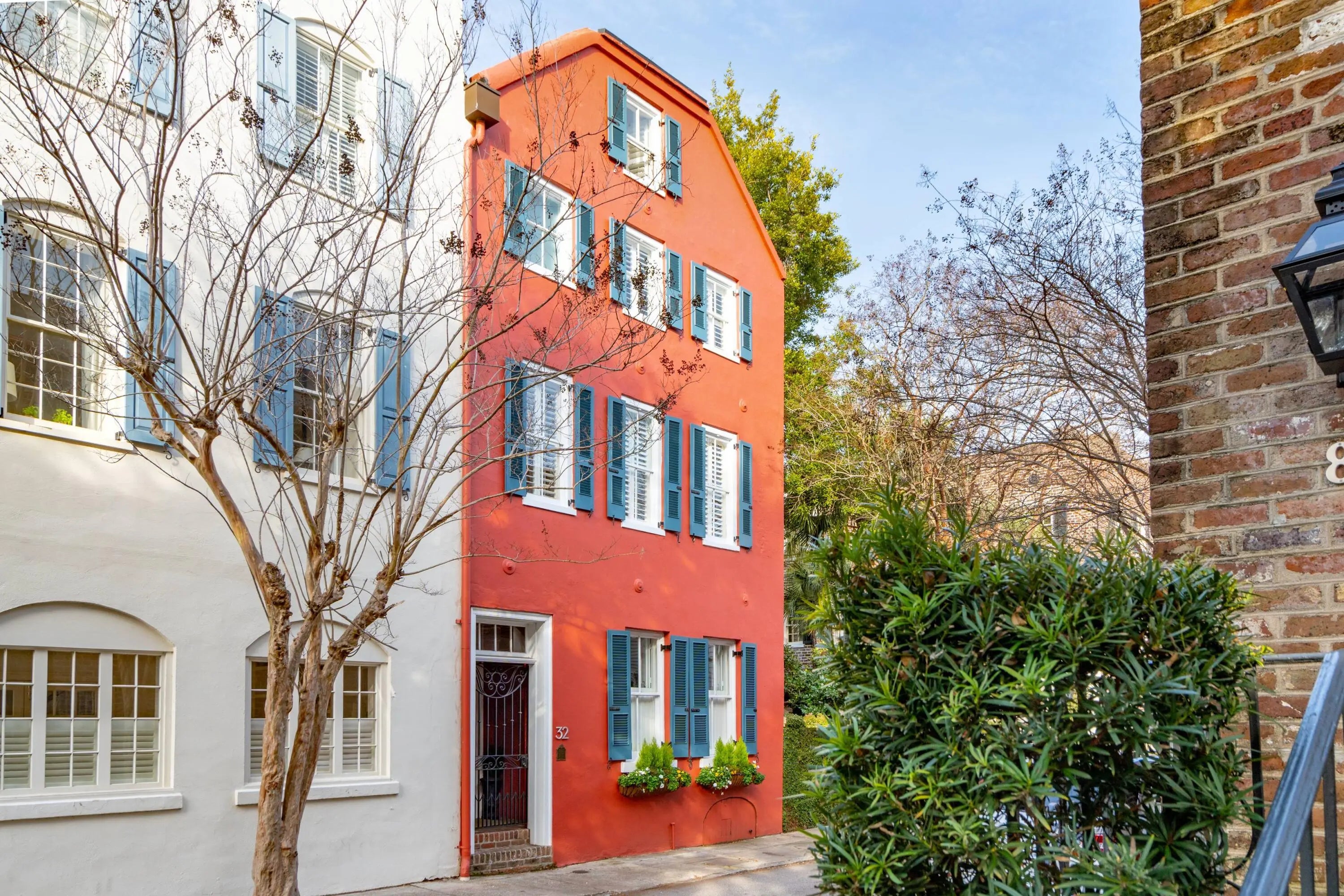 Photo of Listing #25003444