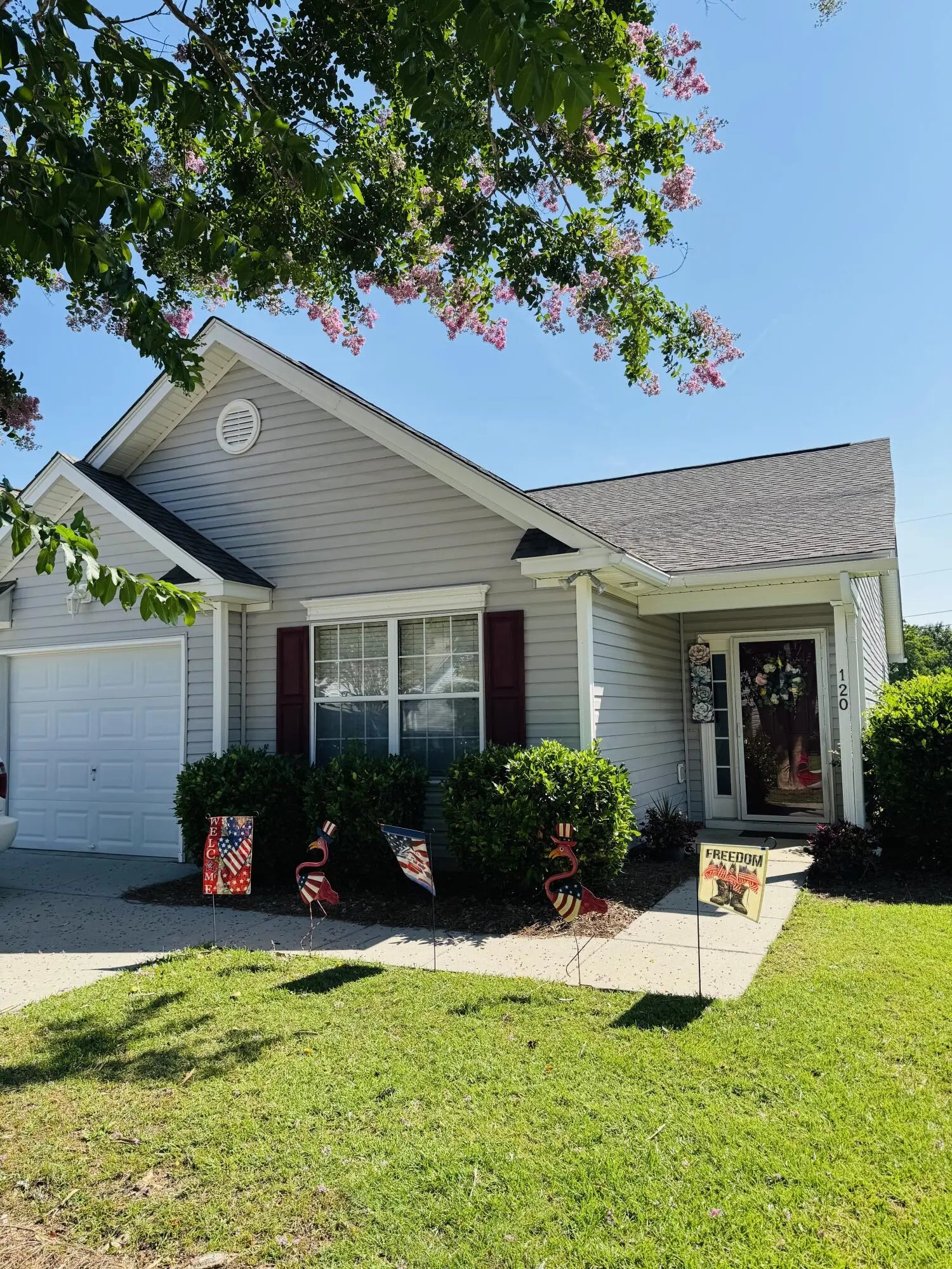 Photo of Listing #25017393