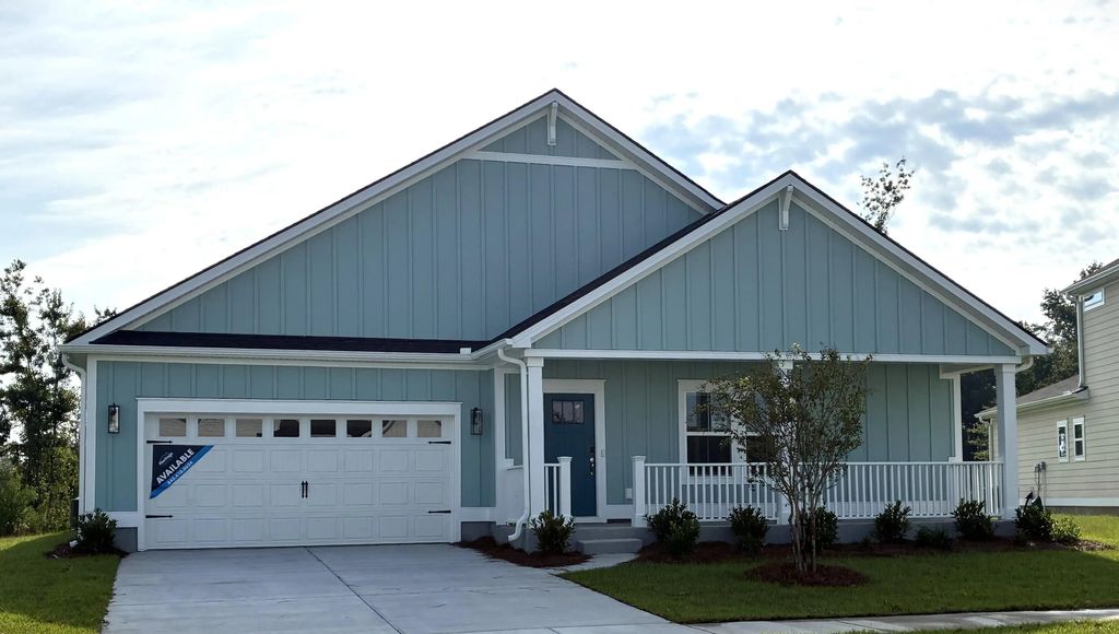 375 Calm Water Way, Summerville