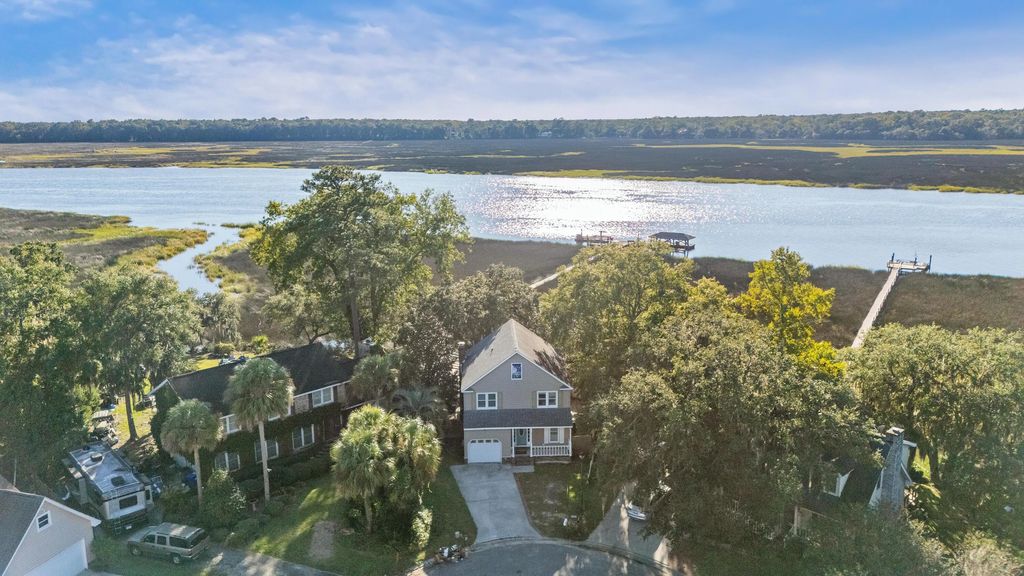 5703 Saint Angela Drive, North Charleston