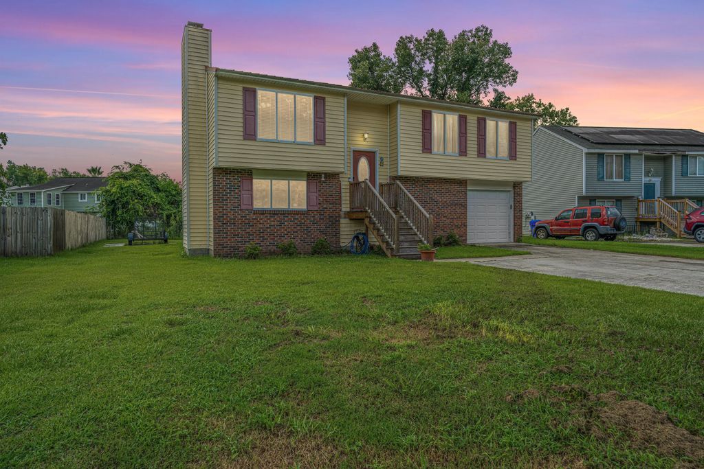 4921 Sierra Court, North Charleston