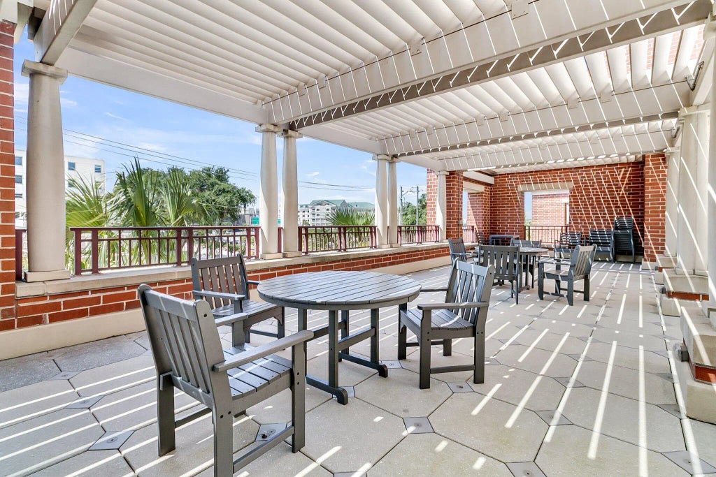 150 Bee Street 415, Charleston