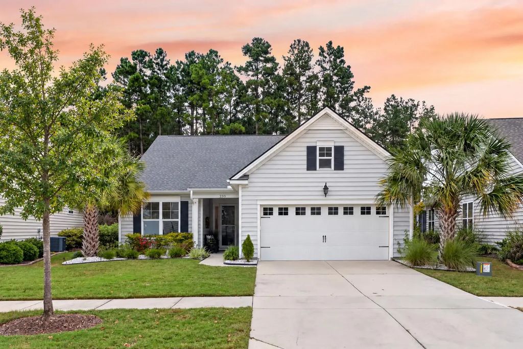 235 Marina Shores Court, Summerville