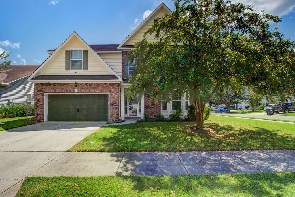 137 Roadster Row, Summerville