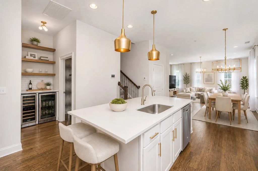 656 Coleman Boulevard 707, Mount Pleasant