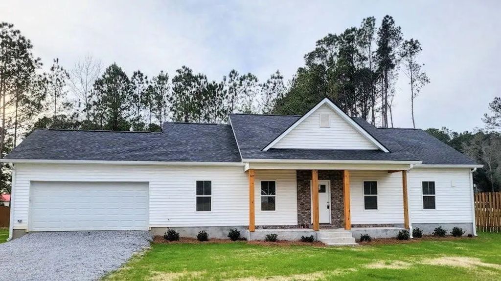 81 Clara Court, Walterboro