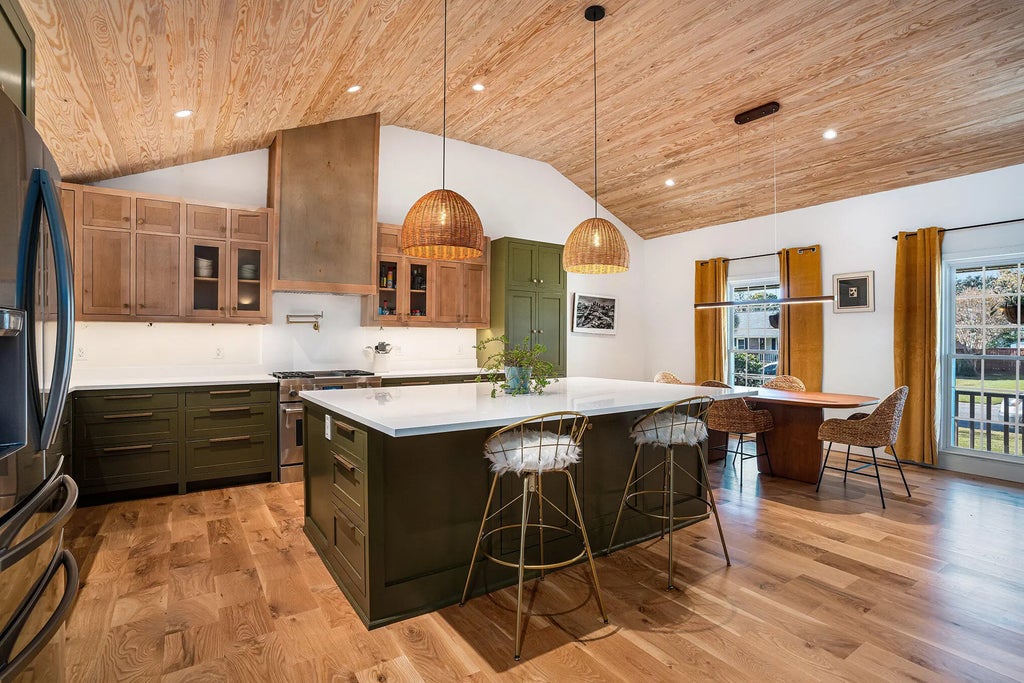 2923 Sugarbush Way, Charleston