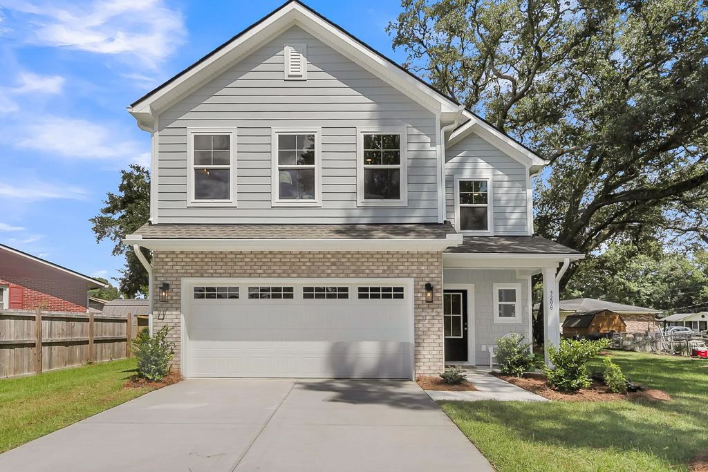 3208 Bonanza Road, Charleston