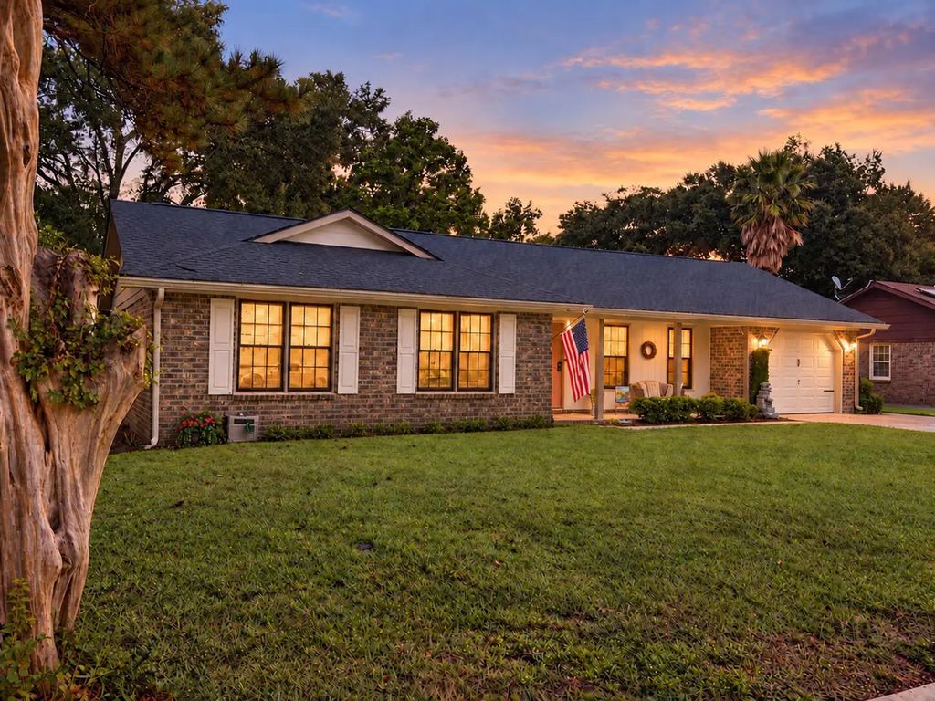 8176 Long Shadow Lane, North Charleston