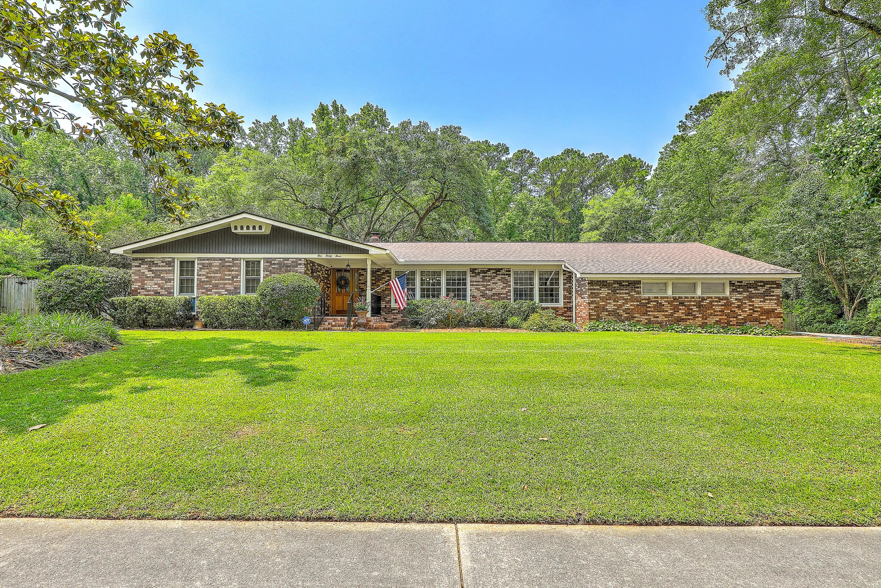 Photo of Listing #25016290