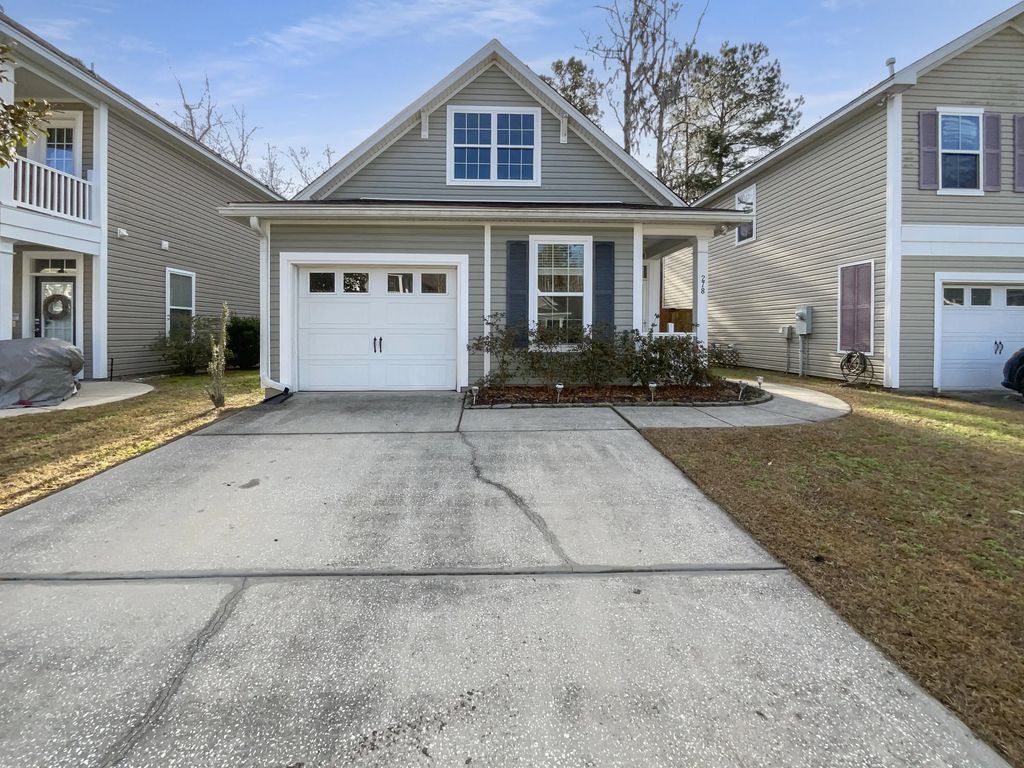 278 Chemistry Circle, Ladson