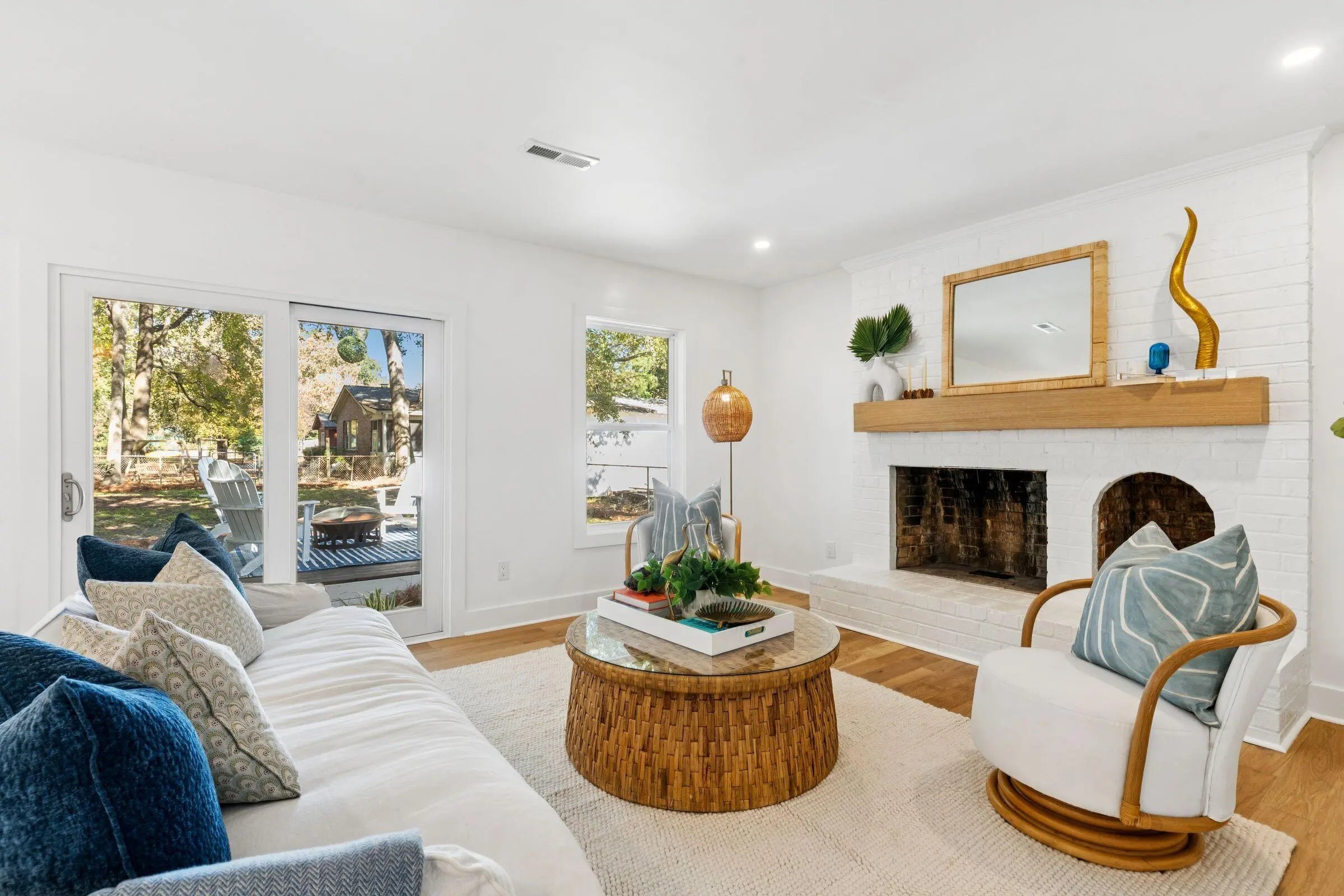 Photo of Listing #25030846