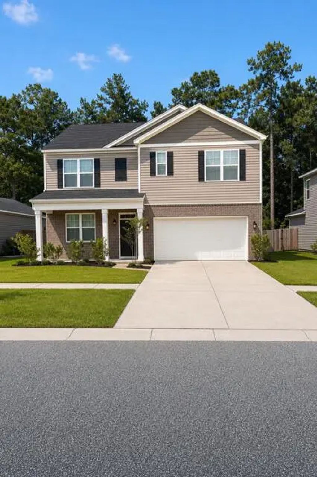 243 N Light Way, Summerville