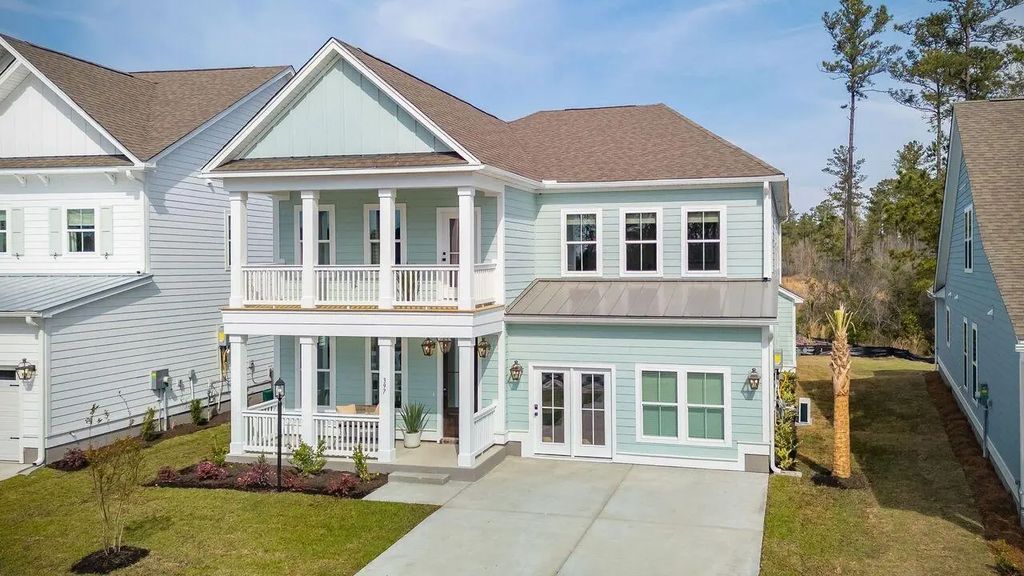 6 Kings River Trail, Hollywood