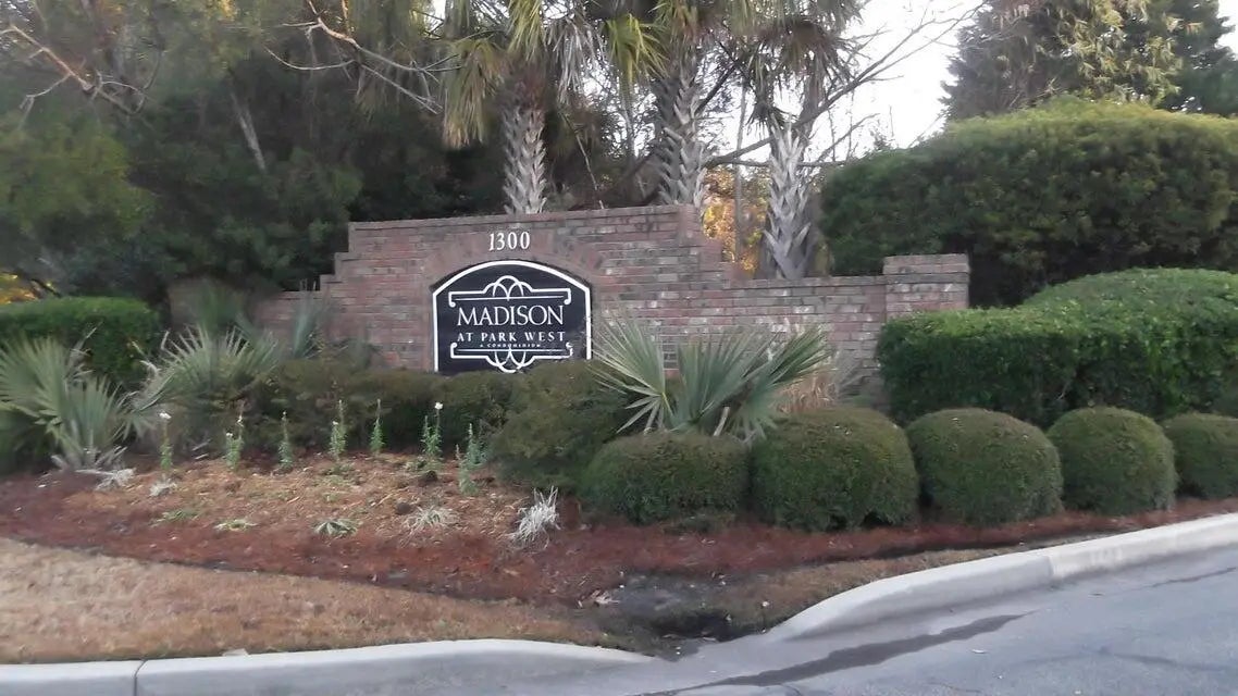 Photo of Listing #25002835