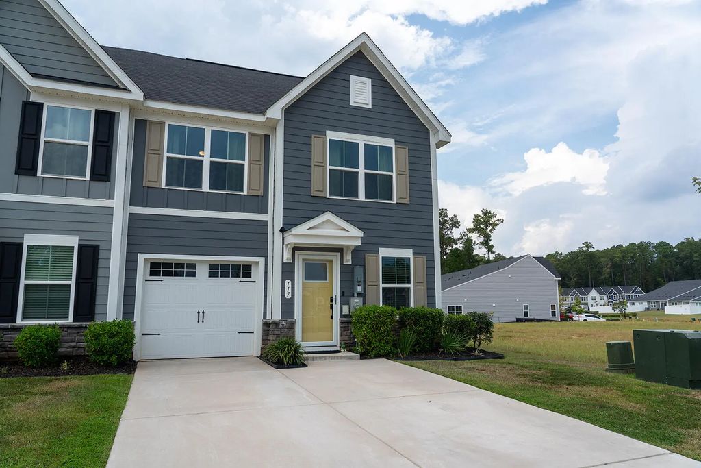 117 Oxbow Drive, Santee