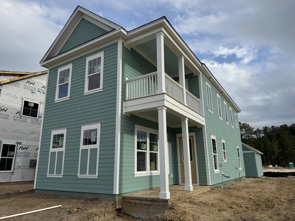 527 Ivy Green Lane, Summerville