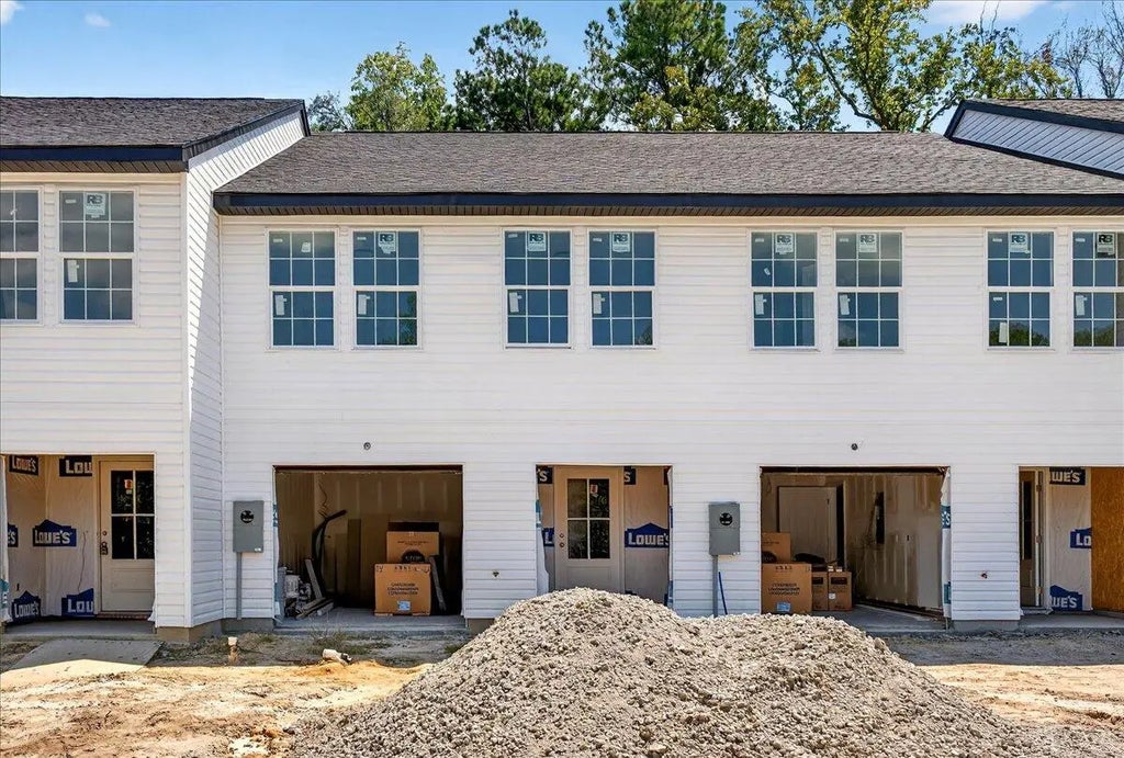 2457 Raymond Avenue, North Charleston