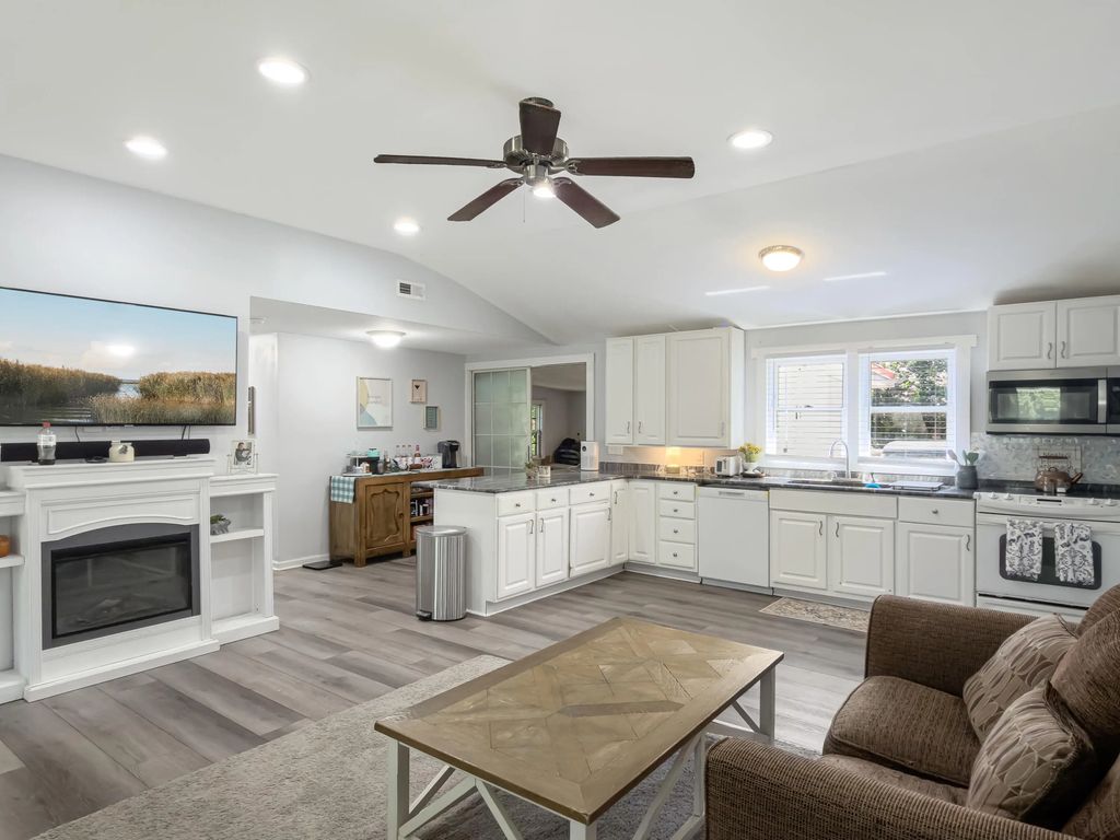 2571 Camden Road, Holly Hill