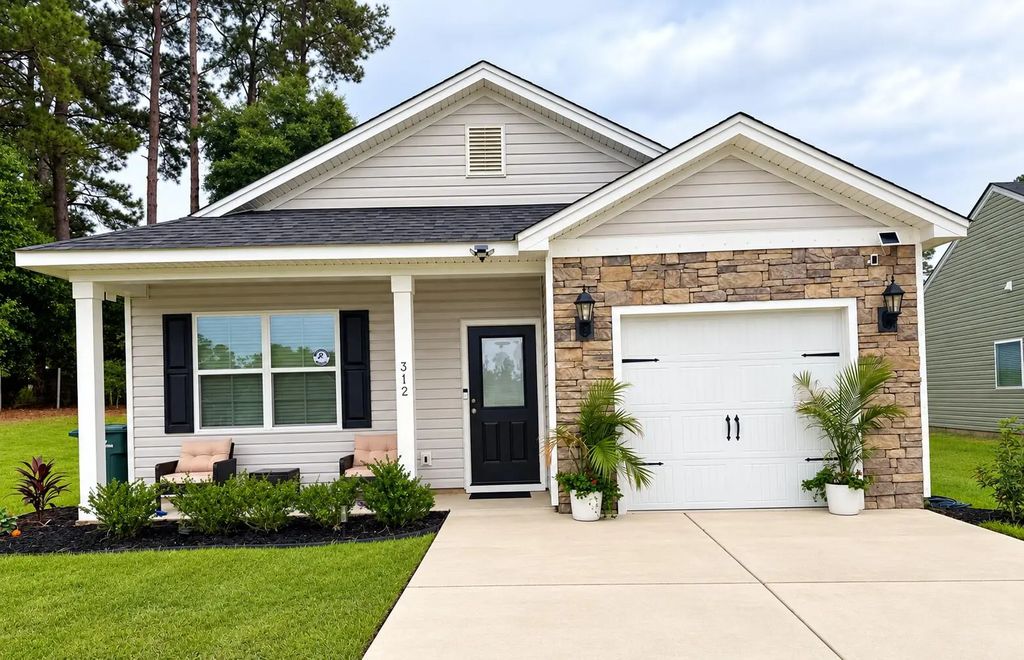 312 Young Town Circle, Orangeburg