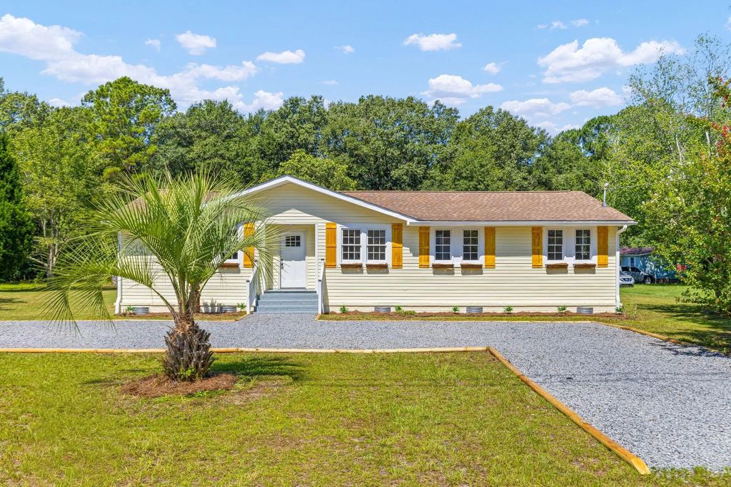 136 Mahoney Lane, Moncks Corner