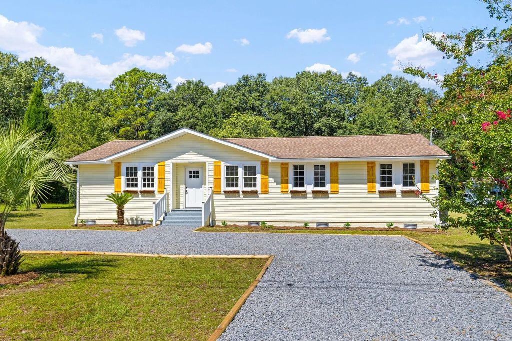 136 Mahoney Lane, Moncks Corner