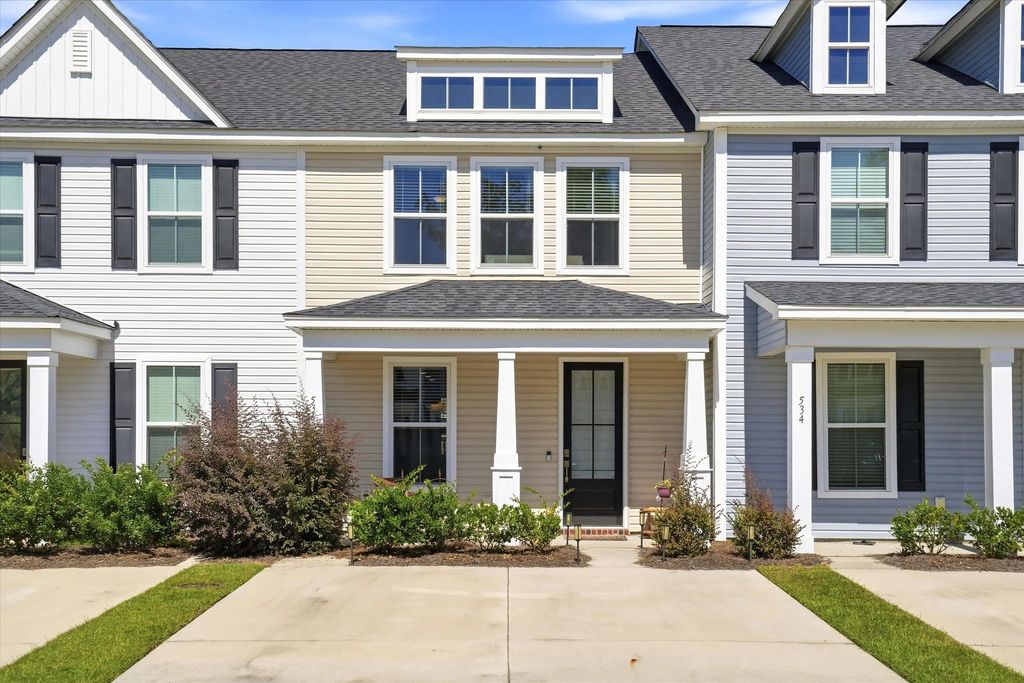 536 Green Fern Drive, Summerville