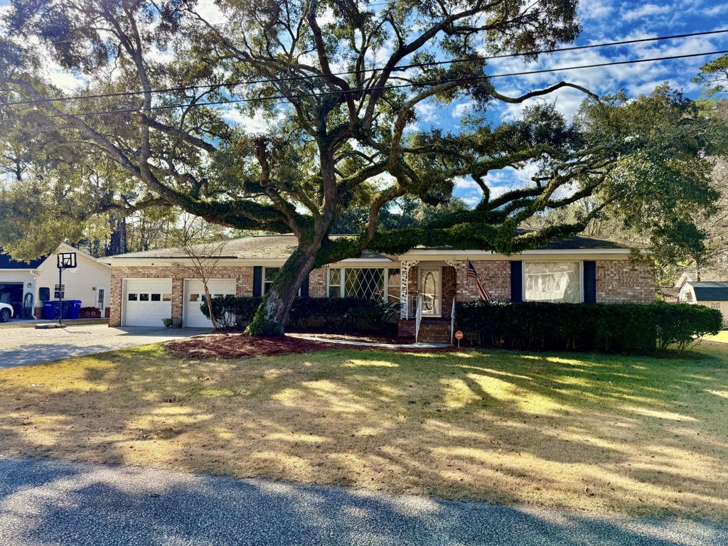 2907 Limestone Boulevard, Charleston