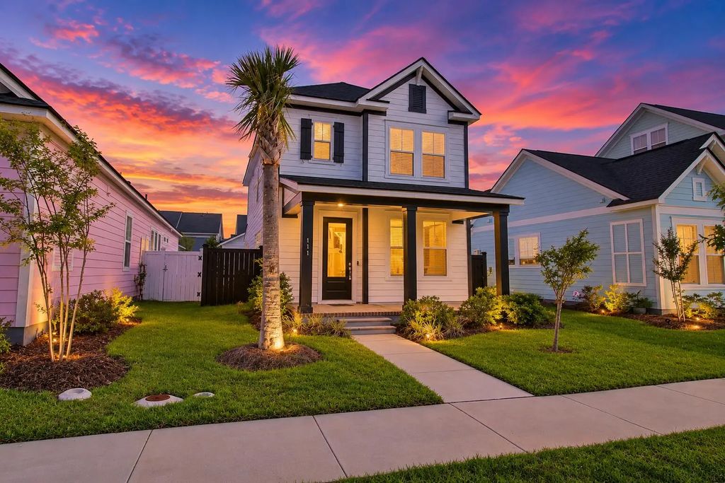 111 Crimson Street, Summerville