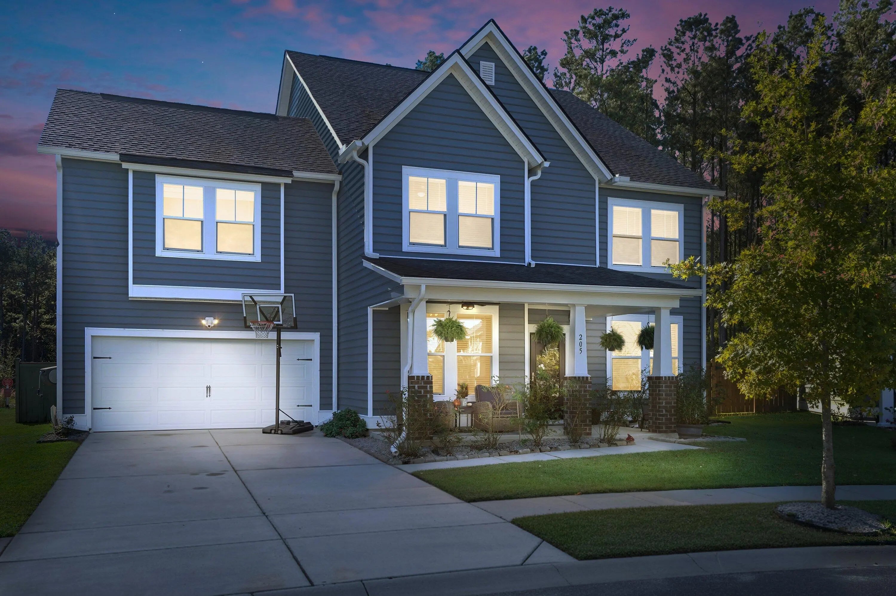 Photo of Listing #25028079