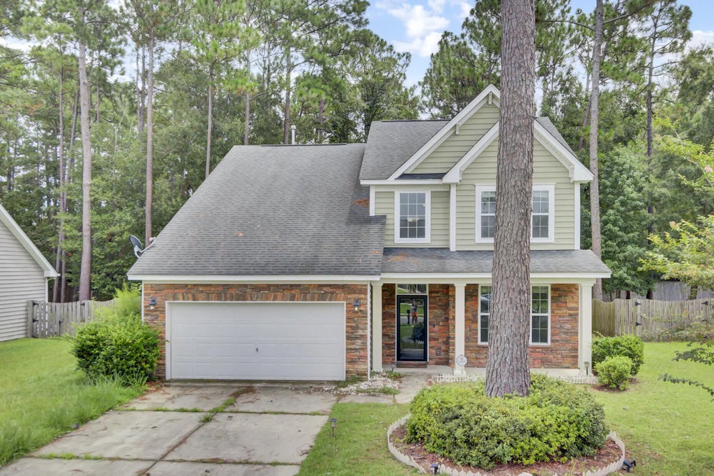 114 Lahina Cove, Summerville