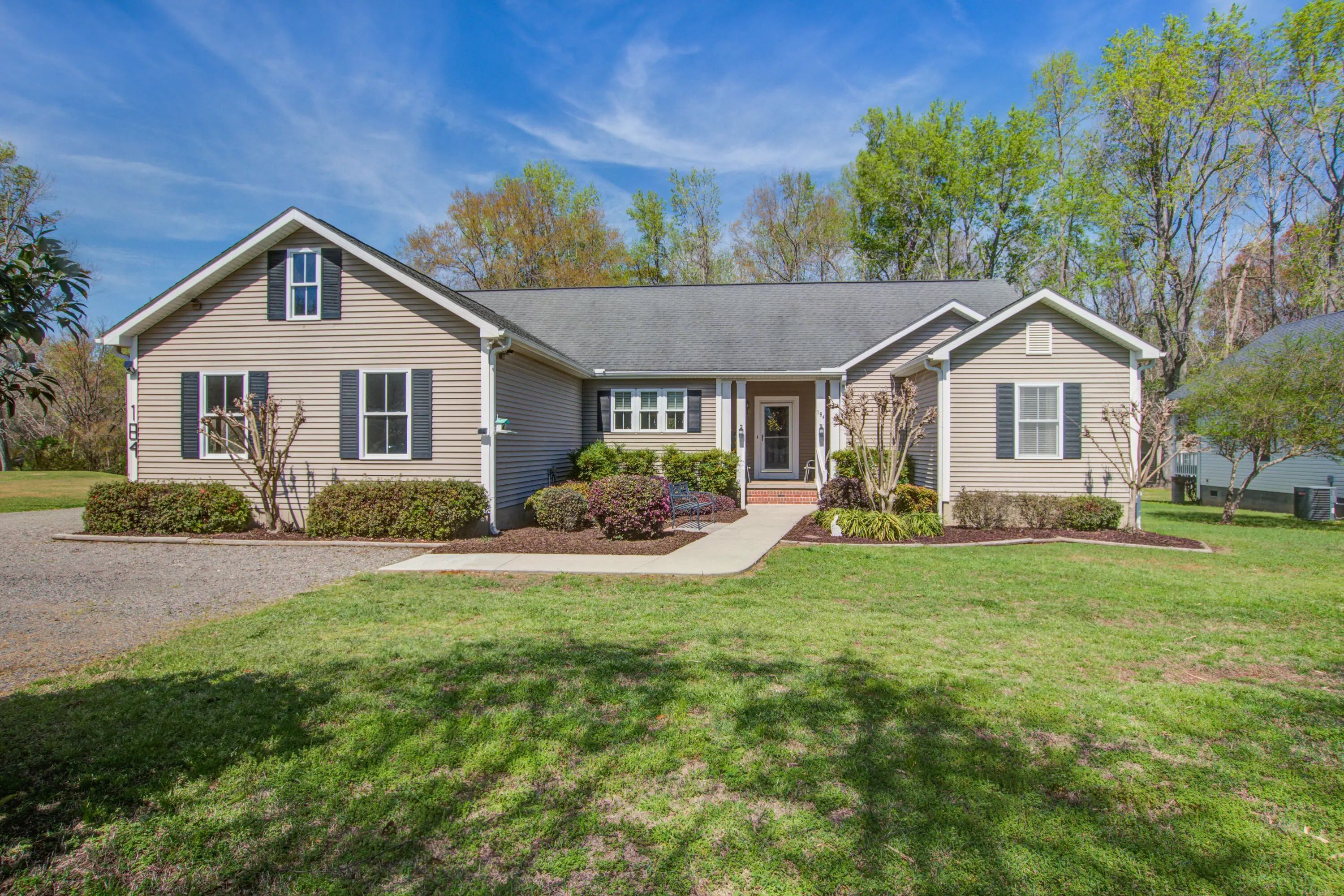 Photo of Listing #26007371